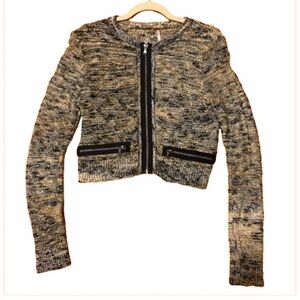 Free People 🌟 Cropped Cotton Zip
Cardigan